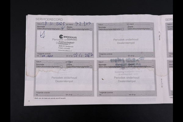 Peugeot e-208 EV SOH 92,5% Panoramadak Stoelverwarming 3D-Navi 360°Camera Apple Carplay Android Auto Ecc Cruise Control Pdc Keyless 50kWh Allu Led Lmv Privacy Glas Isofix DAB+ Bluetooth Regen-Lichtsensor Lane Assist Dealeronderhouden Origineel Nederlandse Auto