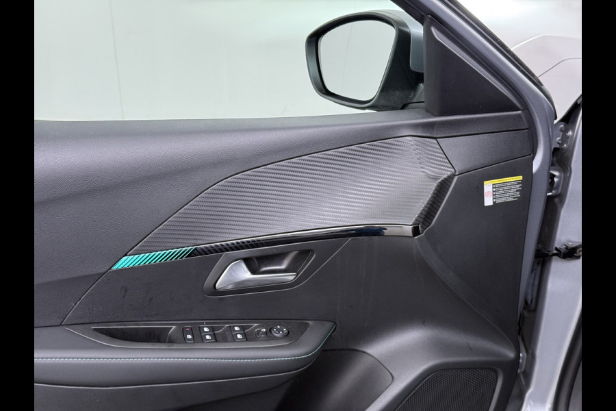 Peugeot e-208 EV SOH 92,5% Panoramadak Stoelverwarming 3D-Navi 360°Camera Apple Carplay Android Auto Ecc Cruise Control Pdc Keyless 50kWh Allu Led Lmv Privacy Glas Isofix DAB+ Bluetooth Regen-Lichtsensor Lane Assist Dealeronderhouden Origineel Nederlandse Auto