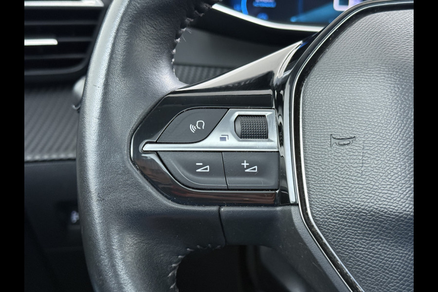Peugeot e-208 EV SOH 92,5% Panoramadak Stoelverwarming 3D-Navi 360°Camera Apple Carplay Android Auto Ecc Cruise Control Pdc Keyless 50kWh Allu Led Lmv Privacy Glas Isofix DAB+ Bluetooth Regen-Lichtsensor Lane Assist Dealeronderhouden Origineel Nederlandse Auto