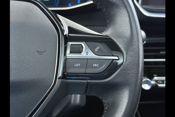 Peugeot e-208 EV SOH 92,5% Panoramadak Stoelverwarming 3D-Navi 360°Camera Apple Carplay Android Auto Ecc Cruise Control Pdc Keyless 50kWh Allu Led Lmv Privacy Glas Isofix DAB+ Bluetooth Regen-Lichtsensor Lane Assist Dealeronderhouden Origineel Nederlandse Auto