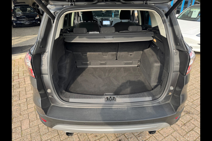 Ford Kuga 1.5 Titanium Styling Pack 2018 NAVI CLIMA Trekh NAP