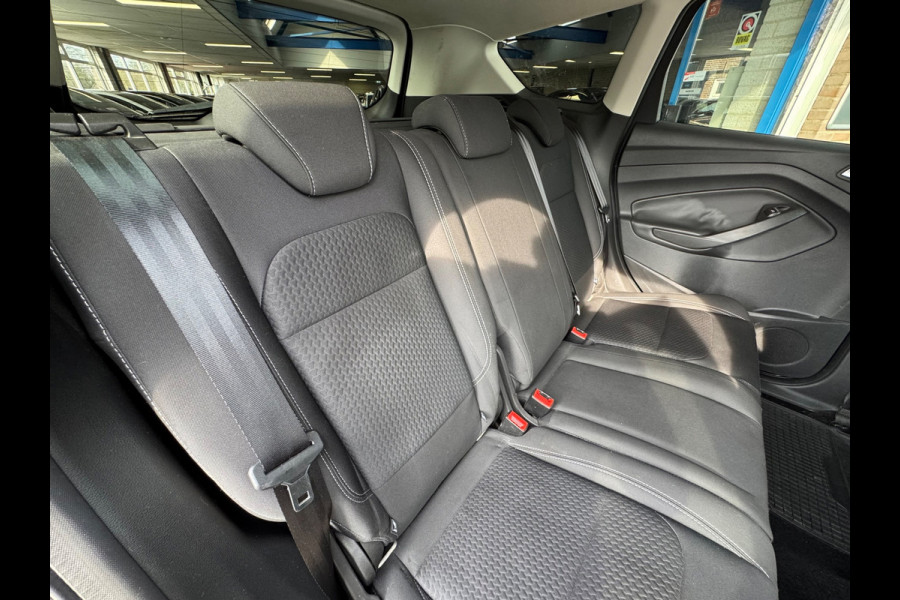 Ford Kuga 1.5 Titanium Styling Pack 2018 NAVI CLIMA Trekh NAP