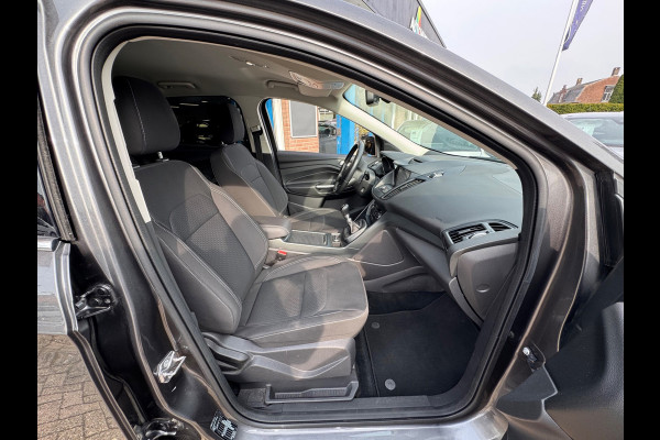 Ford Kuga 1.5 Titanium Styling Pack 2018 NAVI CLIMA Trekh NAP