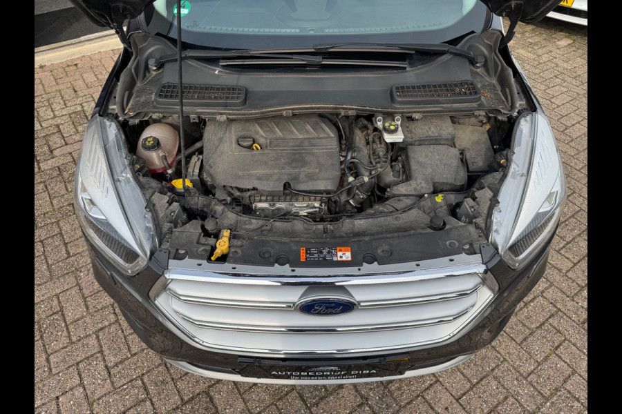 Ford Kuga 1.5 Titanium Styling Pack 2018 NAVI CLIMA Trekh NAP