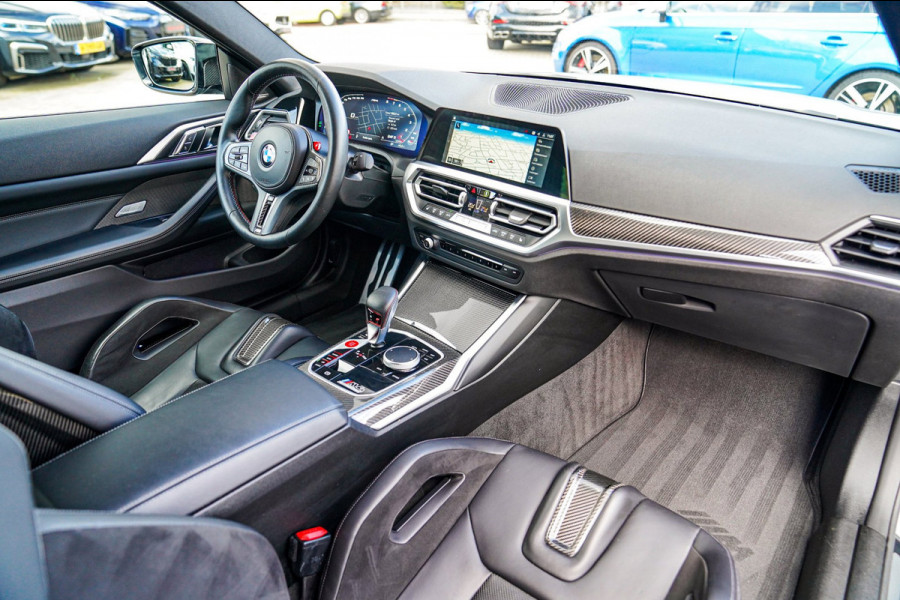 BMW 4 Serie Coupé M4 Competition | Carbon Kuipstoelen | Stuurwiel Verwarming | Carbon Interieur/Exterieur | 360 Camera | Memory