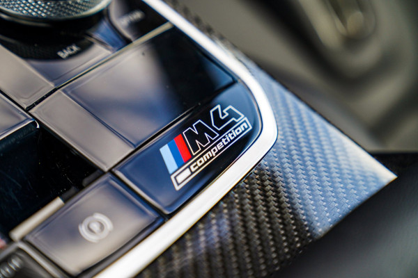 BMW 4 Serie Coupé M4 Competition | Carbon Kuipstoelen | Stuurwiel Verwarming | Carbon Interieur/Exterieur | 360 Camera | Memory