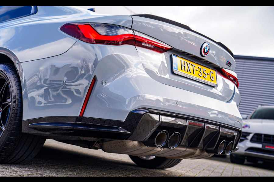 BMW 4 Serie Coupé M4 Competition | Carbon Kuipstoelen | Stuurwiel Verwarming | Carbon Interieur/Exterieur | 360 Camera | Memory