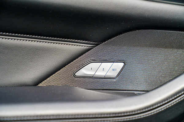 BMW 4 Serie Coupé M4 Competition | Carbon Kuipstoelen | Stuurwiel Verwarming | Carbon Interieur/Exterieur | 360 Camera | Memory