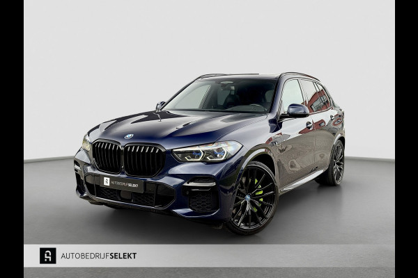 BMW X5 XDrive45e M-Sport Seats | Pano | Trekhaak | 22 inch | Laser | Massage | Skylounge | Softclose | Carbon | Swarovski | Headup