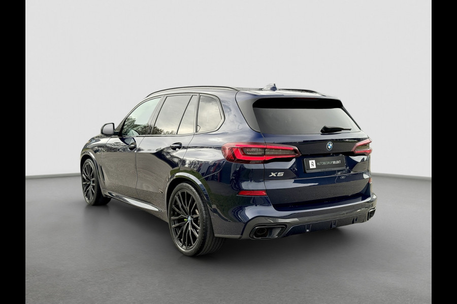 BMW X5 XDrive45e M-Sport Seats | Pano | Trekhaak | 22 inch | Laser | Massage | Skylounge | Softclose | Carbon | Swarovski | Headup