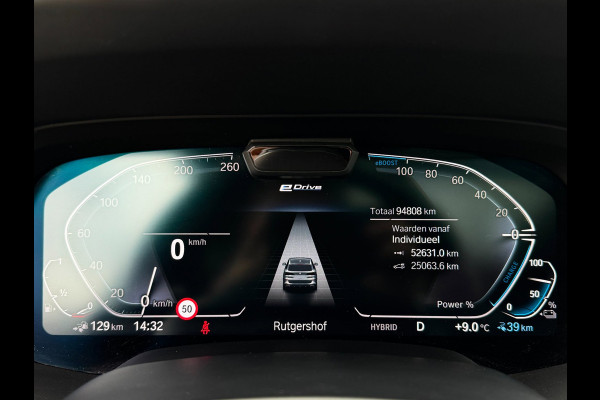 BMW X5 XDrive45e M-Sport Seats | Pano | Trekhaak | 22 inch | Laser | Massage | Skylounge | Softclose | Carbon | Swarovski | Headup