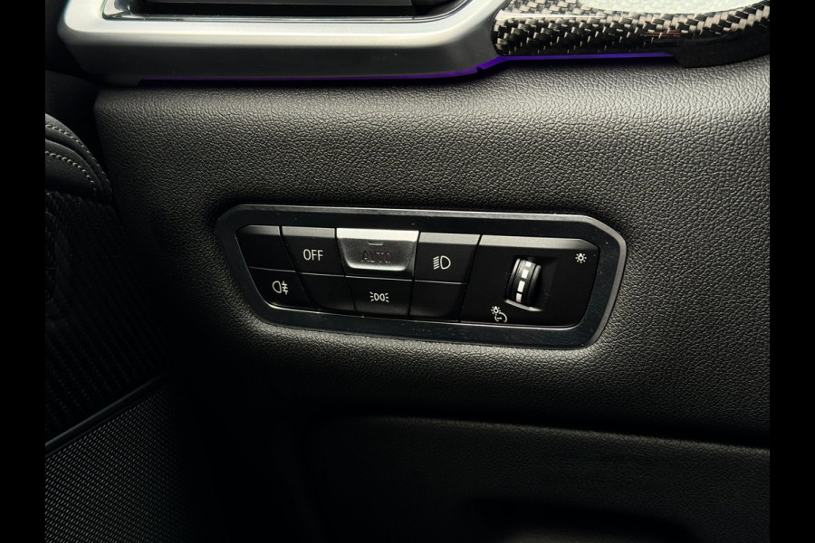 BMW X5 XDrive45e M-Sport Seats | Pano | Trekhaak | 22 inch | Laser | Massage | Skylounge | Softclose | Carbon | Swarovski | Headup