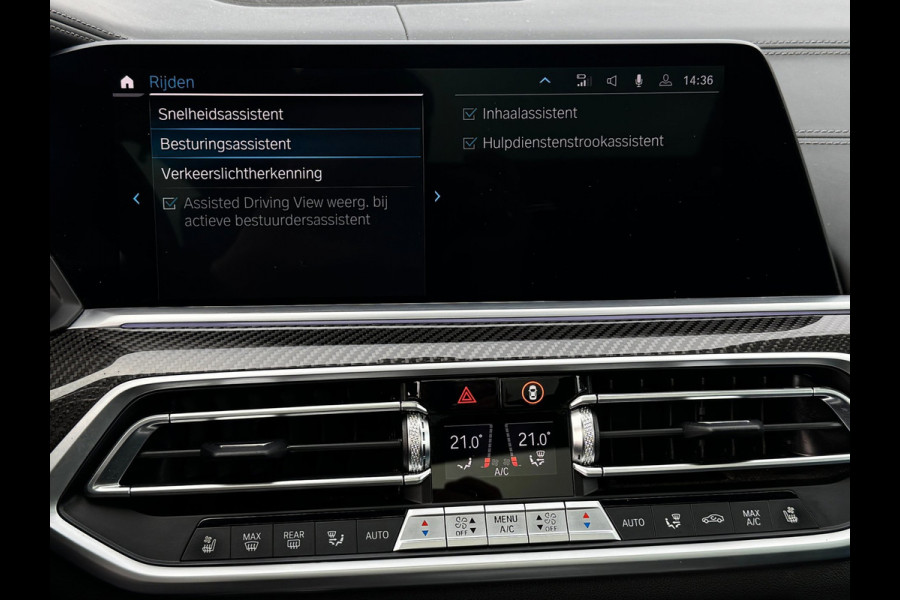 BMW X5 XDrive45e M-Sport Seats | Pano | Trekhaak | 22 inch | Laser | Massage | Skylounge | Softclose | Carbon | Swarovski | Headup