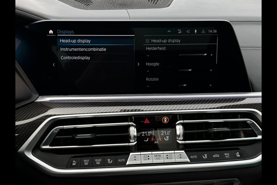 BMW X5 XDrive45e M-Sport Seats | Pano | Trekhaak | 22 inch | Laser | Massage | Skylounge | Softclose | Carbon | Swarovski | Headup
