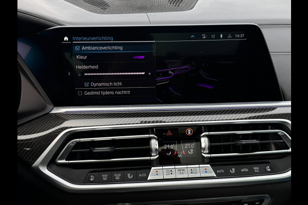 BMW X5 XDrive45e M-Sport Seats | Pano | Trekhaak | 22 inch | Laser | Massage | Skylounge | Softclose | Carbon | Swarovski | Headup