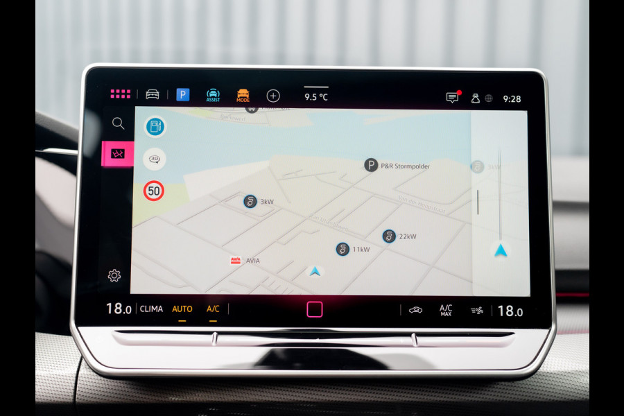 Volkswagen Golf 1.5 eTSI 50 Edition | Panodak | Trekhaak wegkl. | Stoelgeheugen | Head Up | IQ Light | Prijs Rijklaar!!