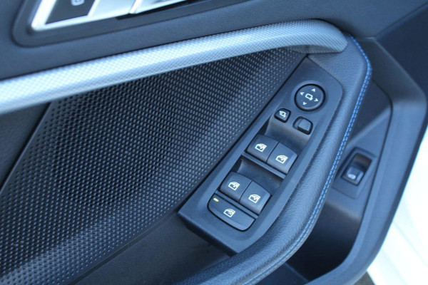 BMW 1-serie 118i High Executive Edition