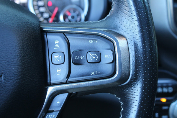 Dodge Ram 1500 5.7 V8 4x4 Crew Cab Laramie