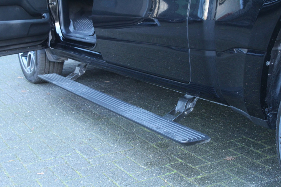 Dodge Ram 1500 5.7 V8 4x4 Crew Cab Laramie