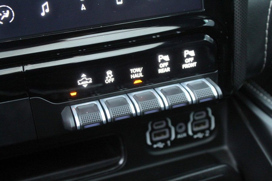 Dodge Ram 1500 5.7 V8 4x4 Crew Cab Limited