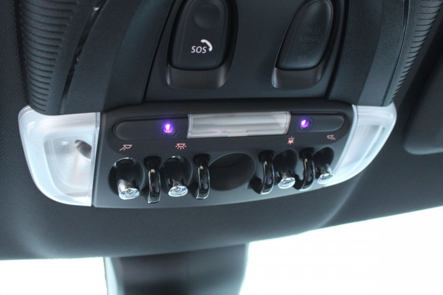 MINI Countryman 1.5 136pk Cooper Business Edition AUTOMAAT NL-Auto NAP