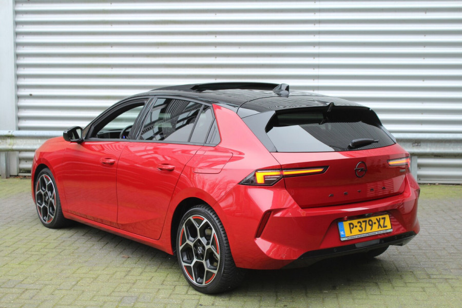 Opel Astra 1.6 181pk Hybrid Edition AUTOMAAT Panoramadak NL-Auto NAP
