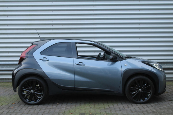 Toyota Aygo X 1.0 VVT-i S-CVT Premium