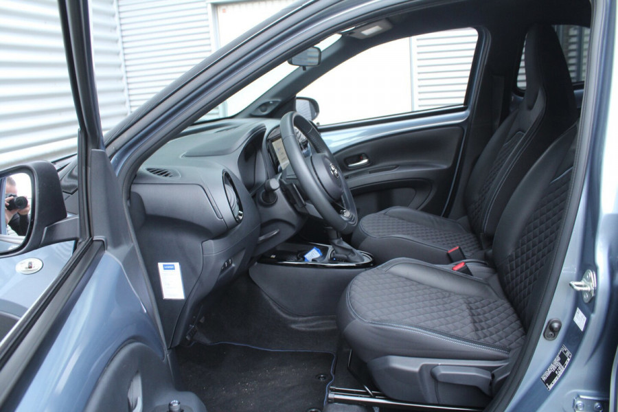 Toyota Aygo X 1.0 VVT-i S-CVT Premium