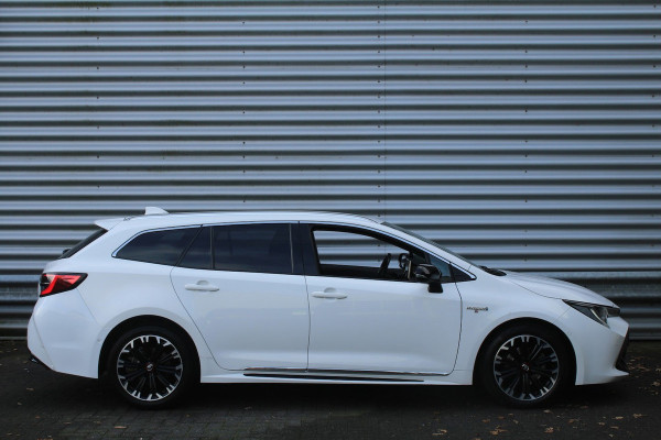 Toyota Corolla Touring Sports 1.8 Hybrid 140pk GR-Sport AUTOMAAT NL-Auto NAP