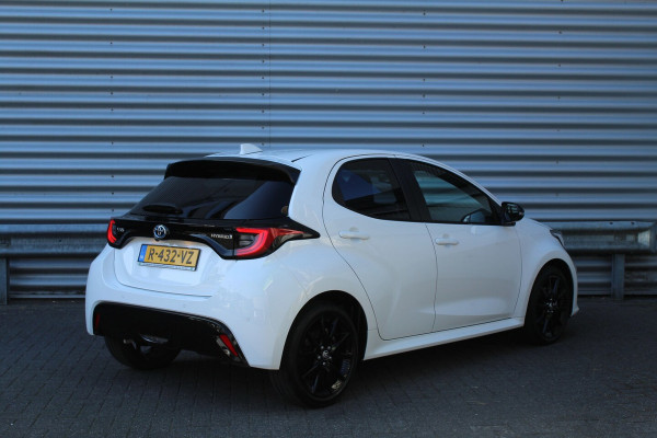 Toyota Yaris 1.5 Hybrid 116pk Executive AUTOMAAT NL-Auto NAP