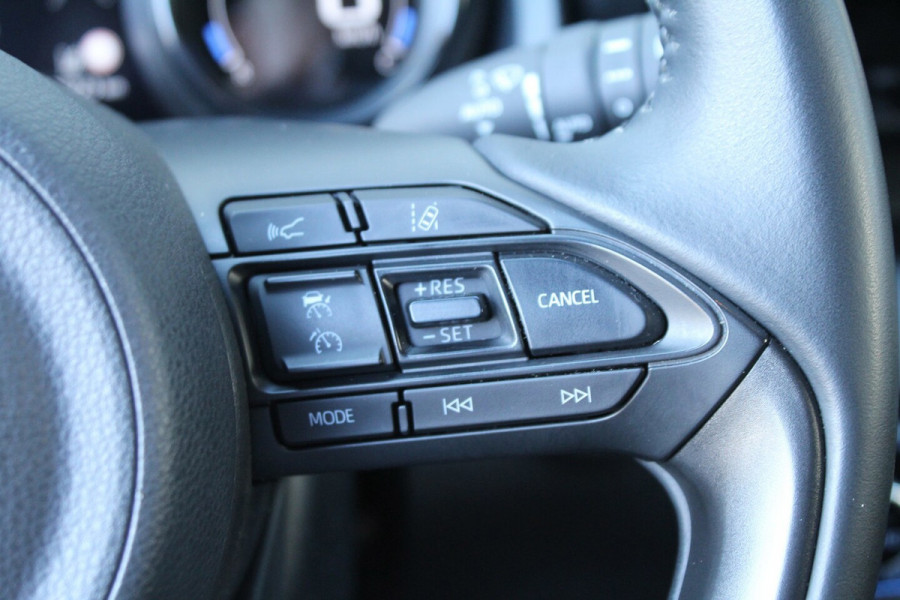 Toyota Yaris 1.5 Hybrid 116pk Executive AUTOMAAT NL-Auto NAP