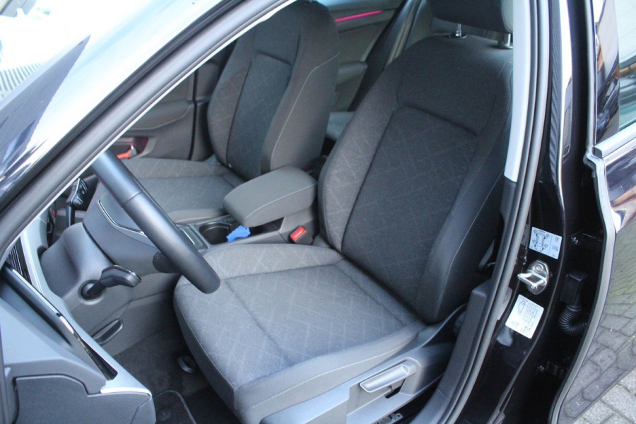 Volkswagen Golf 1.0 TSI Life