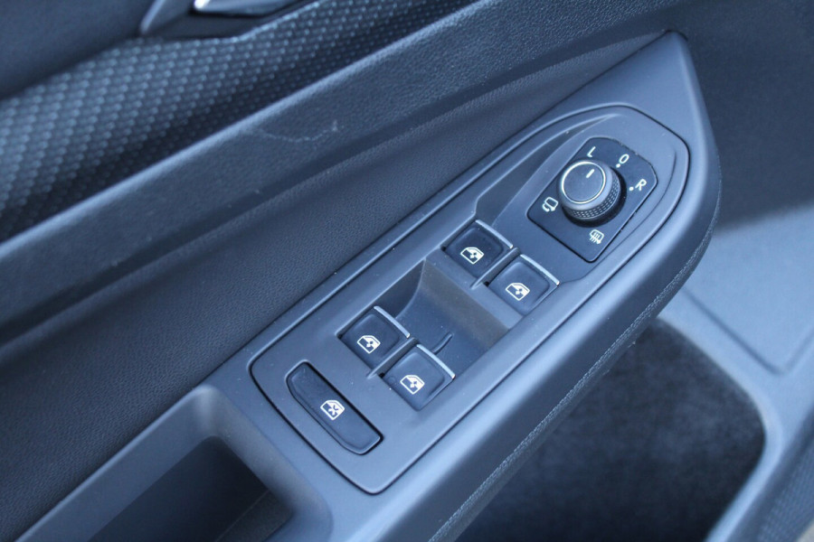 Volkswagen Golf 2.0 TSI 320pk R 4Motion DSG7 Panoramadak Akrapvic Camera