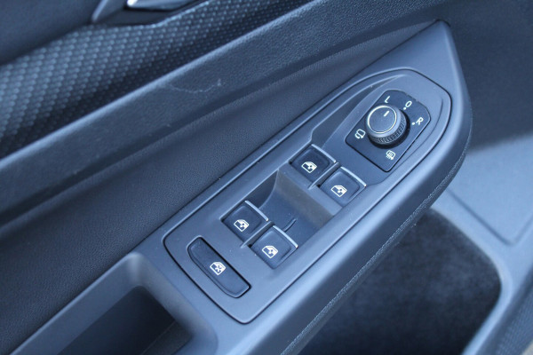 Volkswagen Golf 2.0 TSI 320pk R 4Motion DSG7 Panoramadak Akrapvic Camera