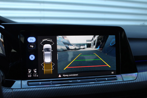 Volkswagen Golf 2.0 TSI 320pk R 4Motion DSG7 Panoramadak Akrapvic Camera