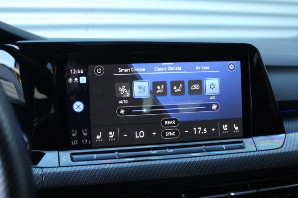 Volkswagen Golf 2.0 TSI 320pk R 4Motion DSG7 Panoramadak Akrapvic Camera