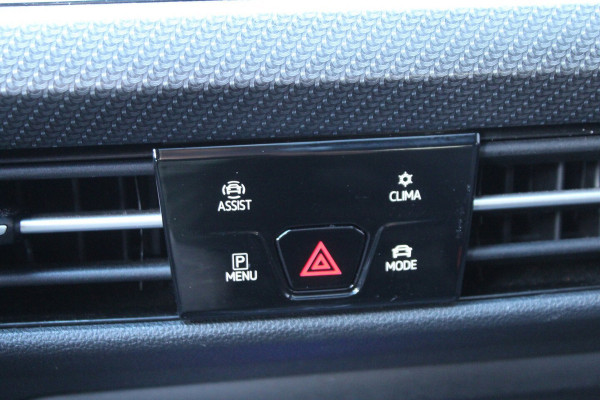 Volkswagen Golf 2.0 TSI 320pk R 4Motion DSG7 Panoramadak Akrapvic Camera