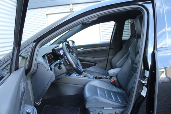 Volkswagen Golf 2.0 TSI 320pk R 4Motion DSG7 Panoramadak Akrapvic Camera