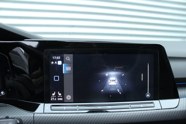 Volkswagen Golf Variant 1.5 eTSI 150pk R-Line DSG7 NL-Auto NAP Panoramadak