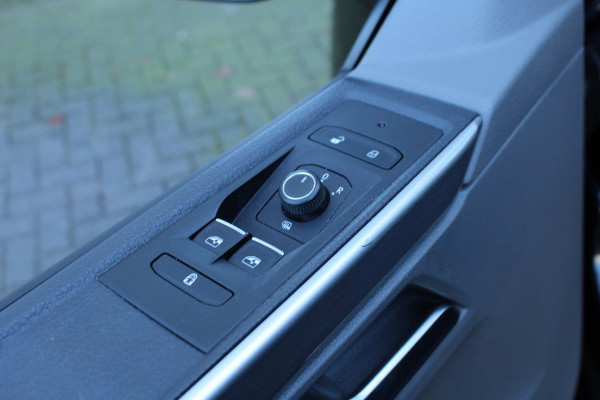 Volkswagen Transporter 2.0 TDI L2H1 30 Bulli