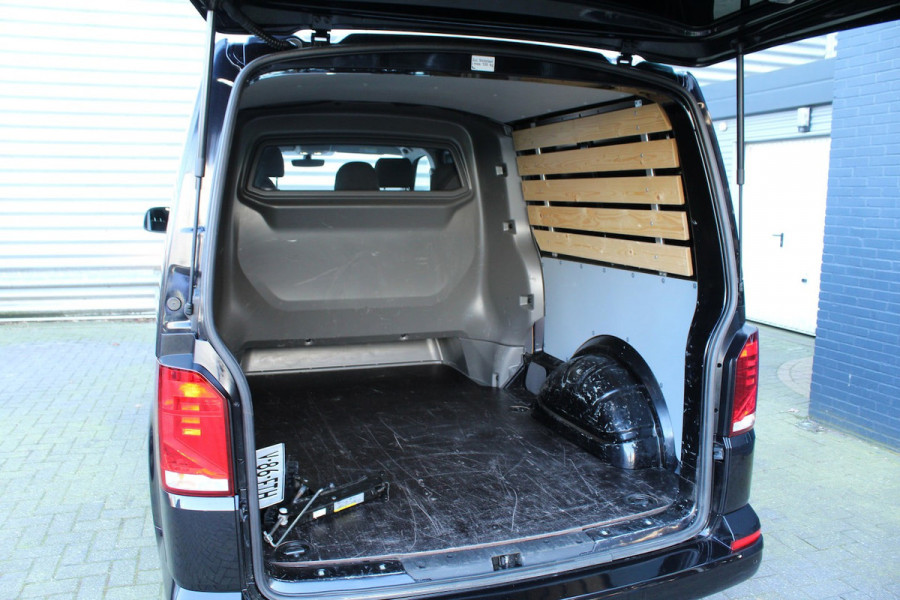 Volkswagen Transporter 2.0 TDI L2H1 30 Bulli