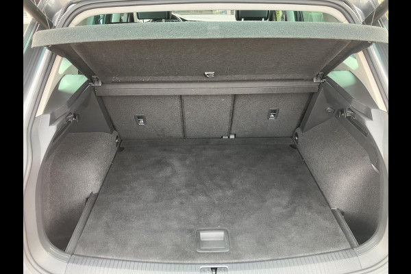 Volkswagen Tiguan 1.5 TSI ACT Highline Business R | Pano | LED | ACC