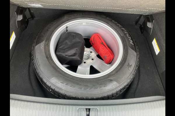 Volkswagen Tiguan 1.5 TSI ACT Highline Business R | Pano | LED | ACC