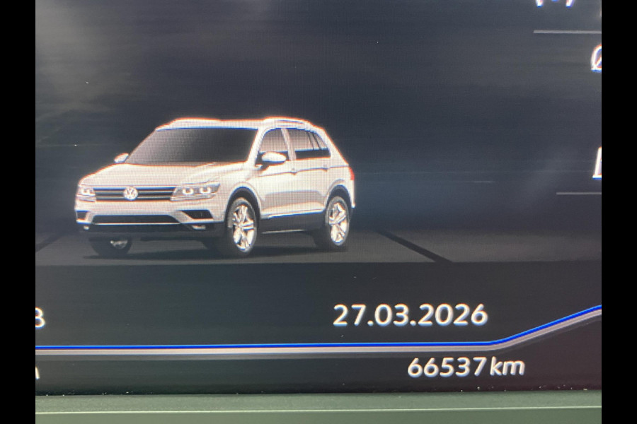 Volkswagen Tiguan 1.5 TSI ACT Highline Business R | Pano | LED | ACC