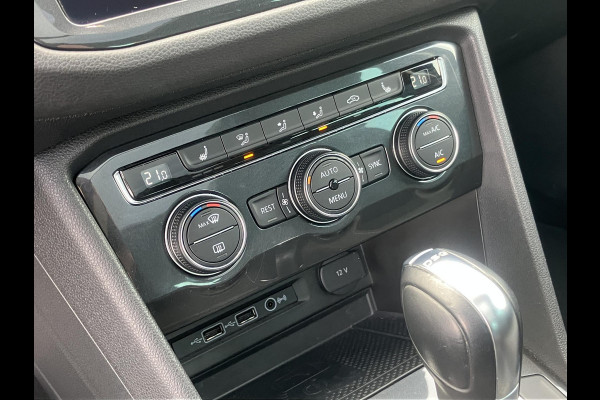 Volkswagen Tiguan 1.5 TSI ACT Highline Business R | Pano | LED | ACC