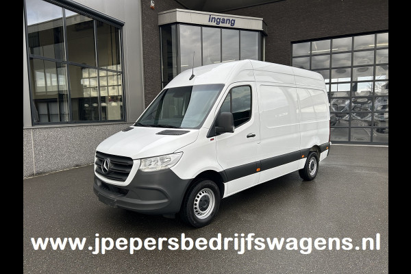Mercedes-Benz Sprinter 315 CDI L2 H2 RWD / Trekhaak / Camera / MBUX / Navigatie / Cruise control / Airco / 270 Graden achterdeuren
