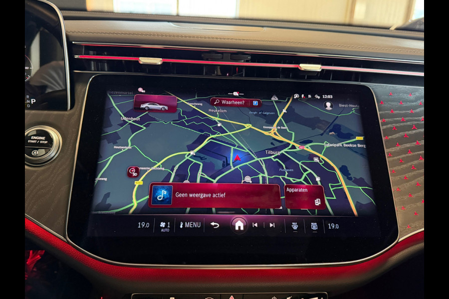 Mercedes-Benz E-Klasse 200 AMG Night Edition 2024 garantie Panorama Sfeerverl.