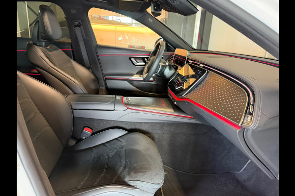 Mercedes-Benz E-Klasse 200 AMG Night Edition 2024 garantie Panorama Sfeerverl.