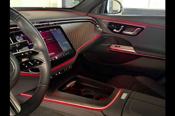 Mercedes-Benz E-Klasse 200 AMG Night Edition 2024 garantie Panorama Sfeerverl.