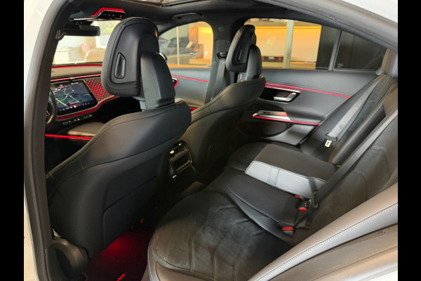 Mercedes-Benz E-Klasse 200 AMG Night Edition 2024 garantie Panorama Sfeerverl.
